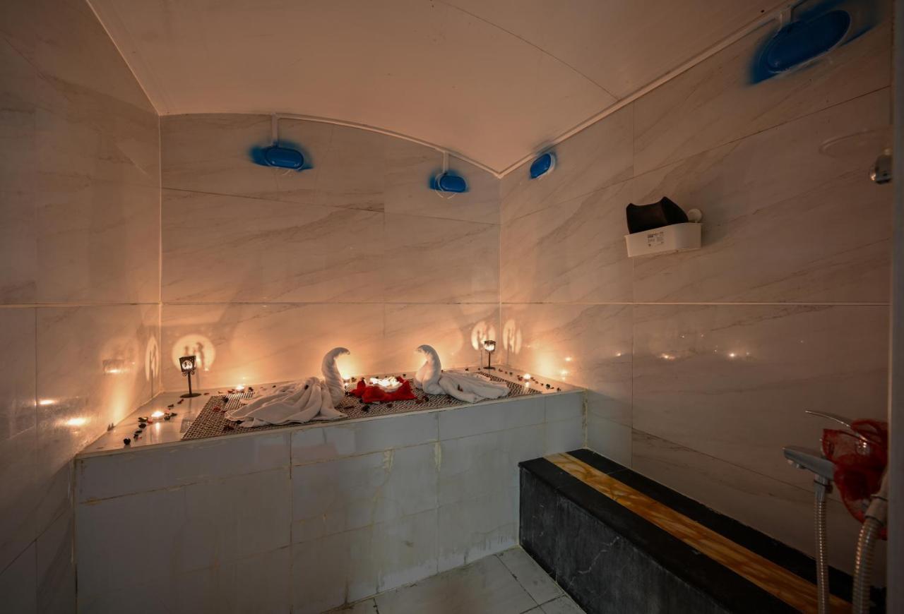 Al Mansour Hotel 4*
