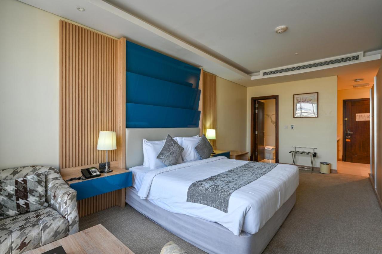 Al Mansour Hotel Doha